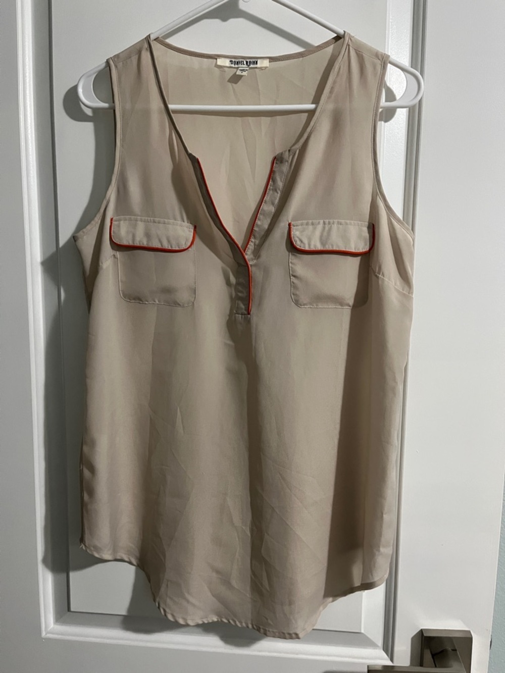 Daniel Rainn Beige Sleeveless V-Neck Shell with Red Piping